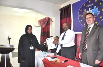 SL-Attorney-General-Giving-Certificates-to-the-Workshop-Participants-and-EUCS